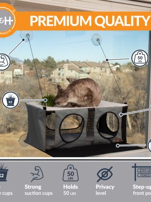 Penthouse_with_Grass_Station_SUPERIOR.jpg